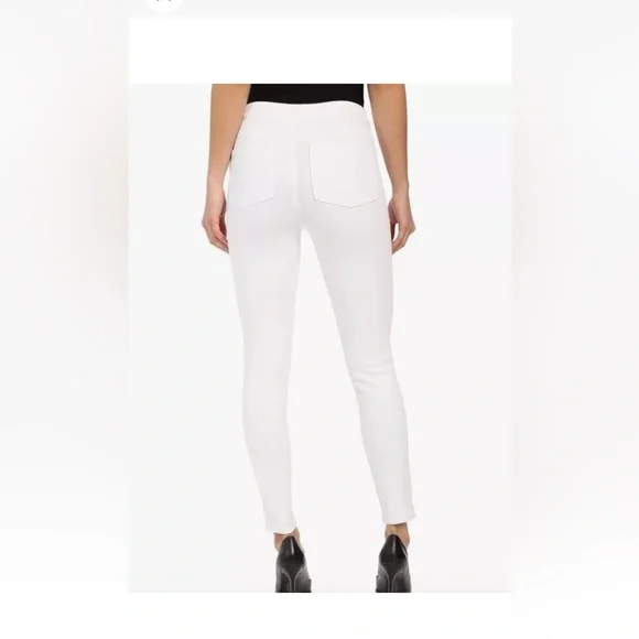 White Spanx On The Go Pull Ankle Slim Pants- Large - Picture 7 of 7